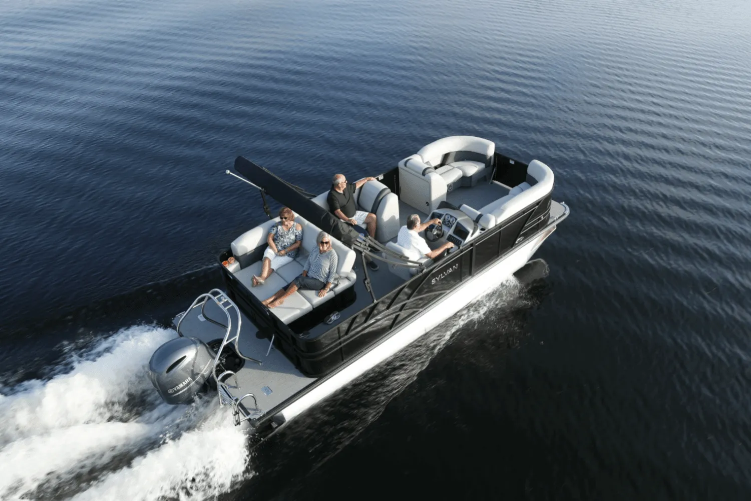 2025 Sylvan Mirage Cruise Image Thumbnail #12