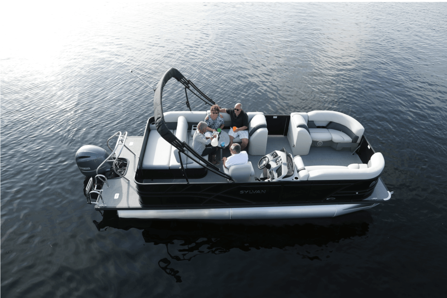 2025 Sylvan Mirage Cruise Image Thumbnail #8