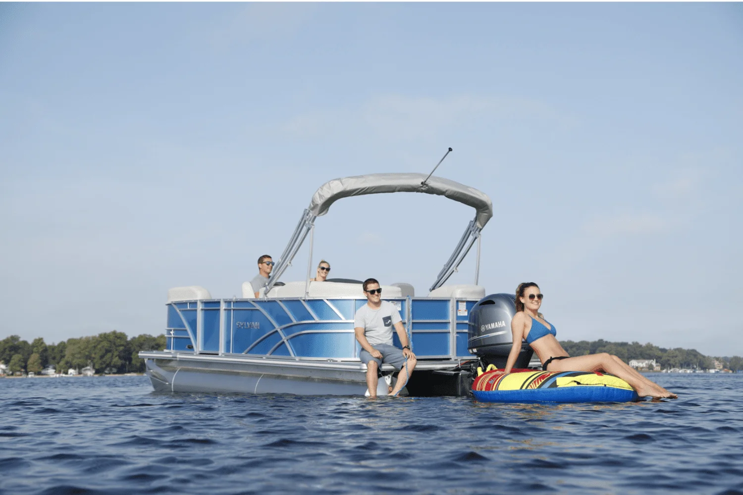 2026 Sylvan Mirage Cruise Image Thumbnail #3