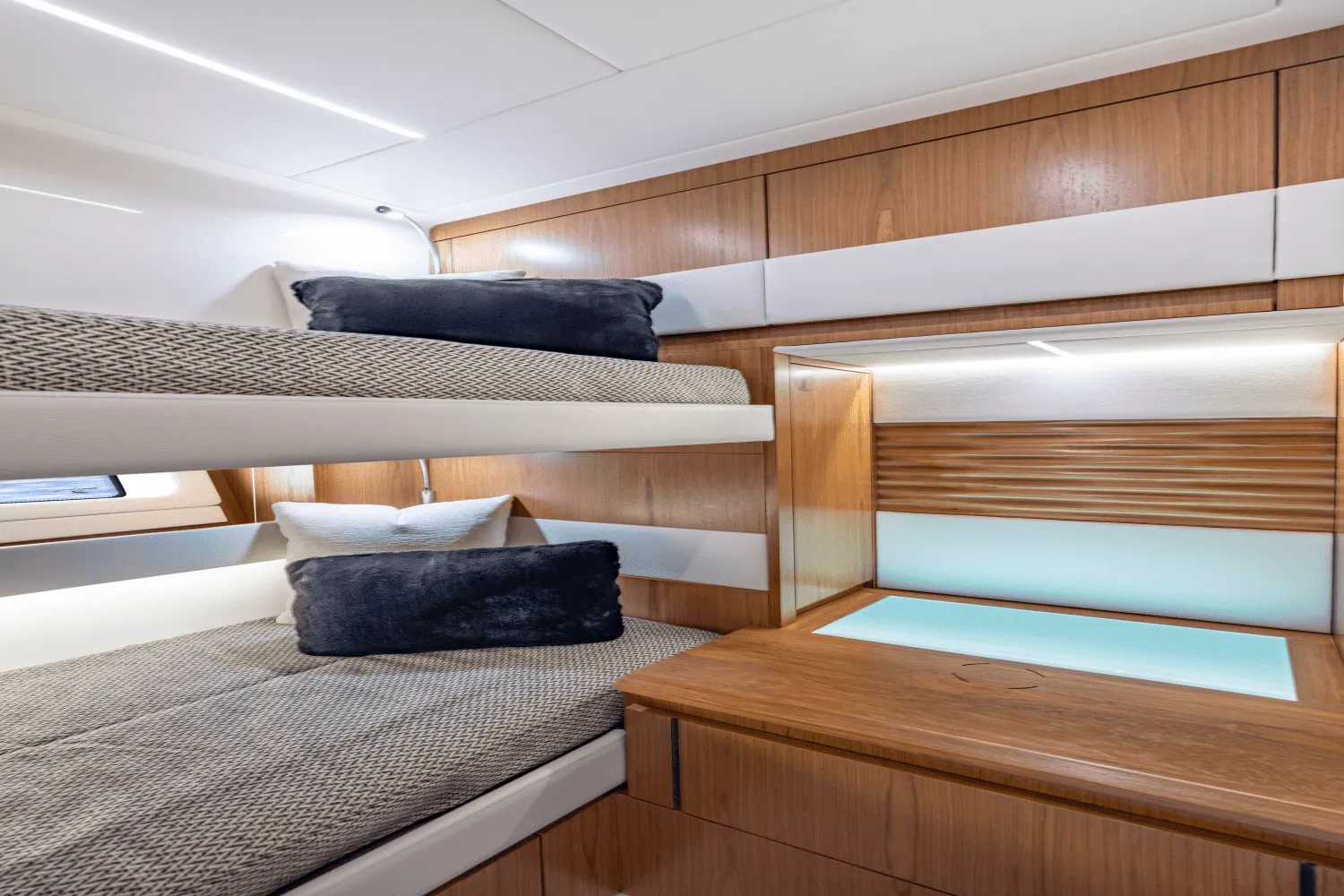 2025 Tiara Yachts EX 54 Image Thumbnail #51