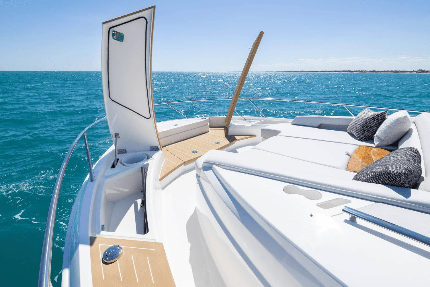 2025 Tiara Yachts EX 54 Image Thumbnail #16