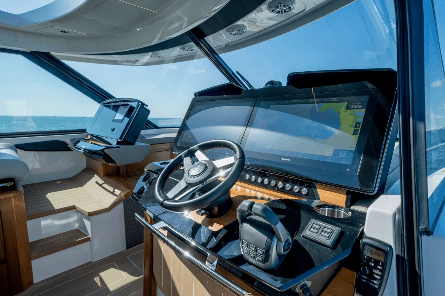 2025 Tiara Yachts EX 60 Image Thumbnail #28