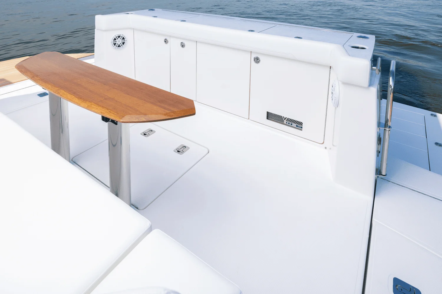 2025 Tiara Yachts EX 60 Image Thumbnail #22