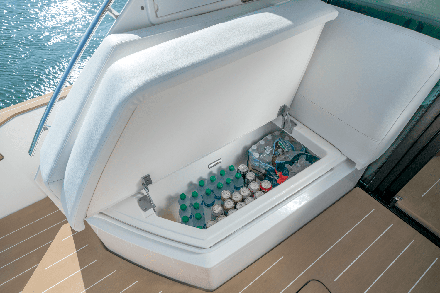2025 Tiara Yachts EX 60 Image Thumbnail #35