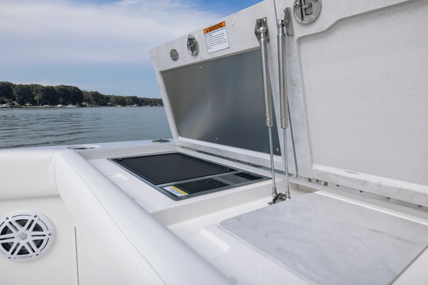 2025 Tiara Yachts EX 60 Image Thumbnail #6