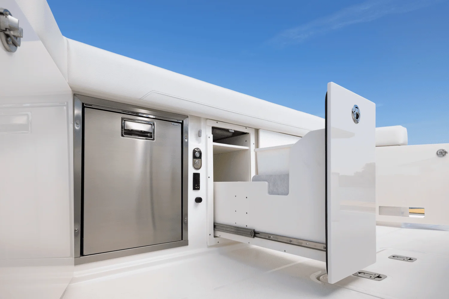 2025 Tiara Yachts EX 60 Image Thumbnail #8