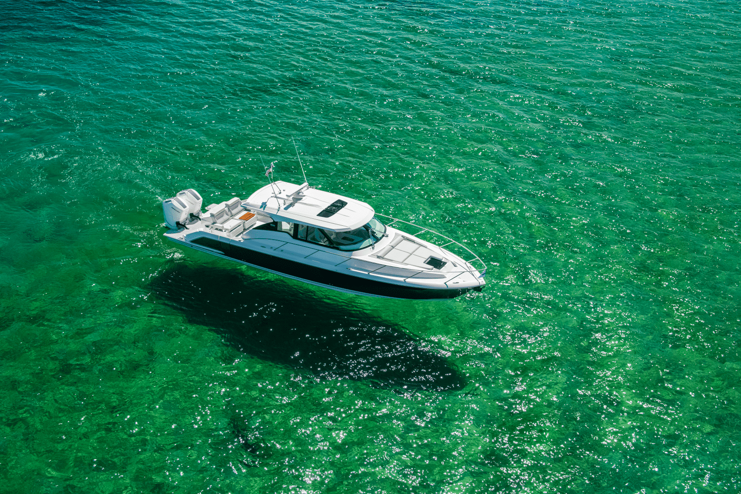 2025 Tiara Yachts LE 43 Image Thumbnail #2