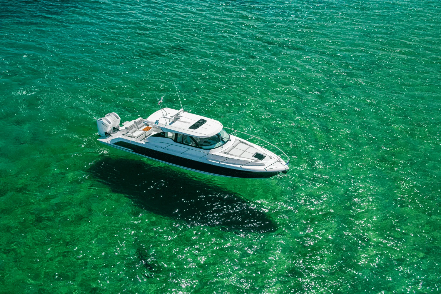 2025 Tiara Yachts LE 43 Image Thumbnail #2