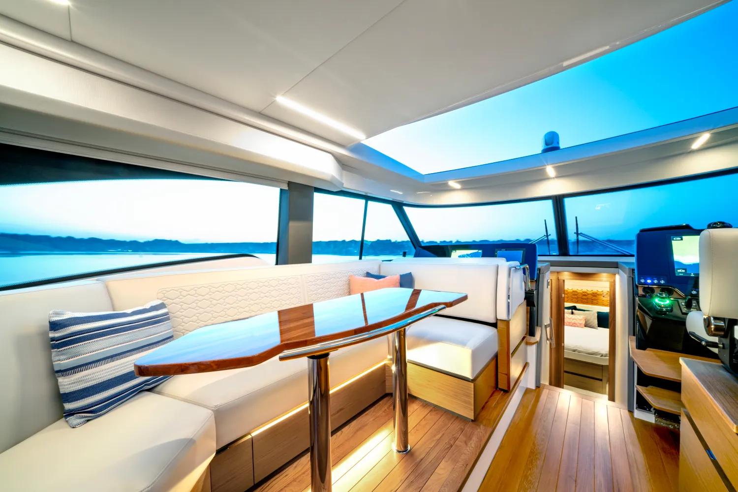 2025 Tiara Yachts LE 48 Image Thumbnail #31