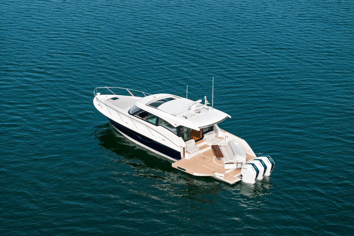 2025 Tiara Yachts LE 48 Image Thumbnail #3