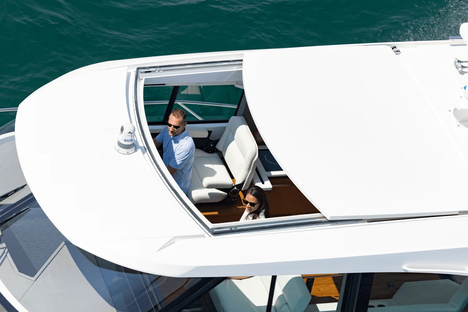 2025 Tiara Yachts LE 48 Image Thumbnail #12