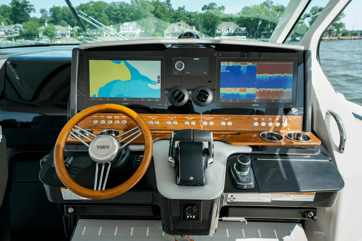 2025 Tiara Yachts LS 43 Image Thumbnail #23