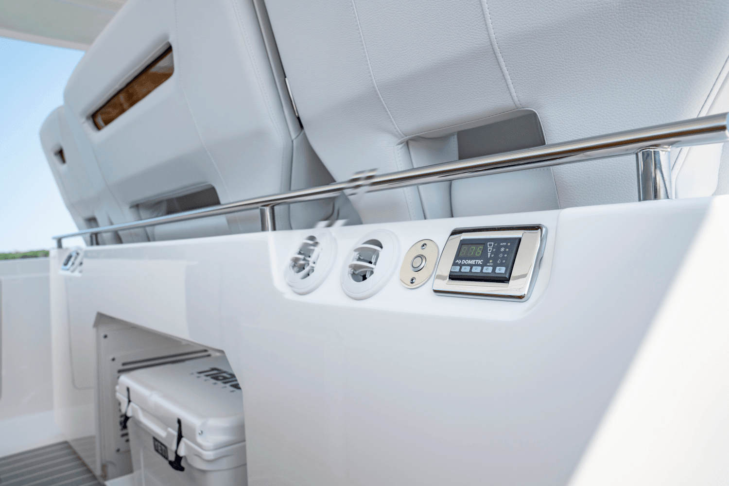 2025 Tiara Yachts LS 43 Image Thumbnail #12