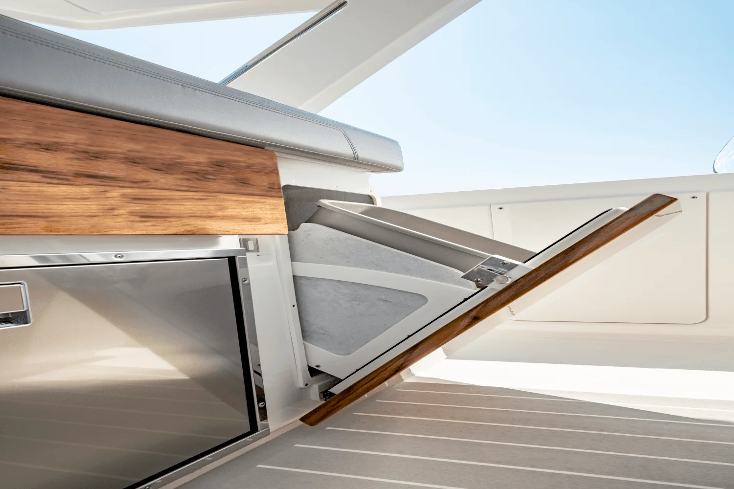 2025 Tiara Yachts LS 43 Image Thumbnail #63