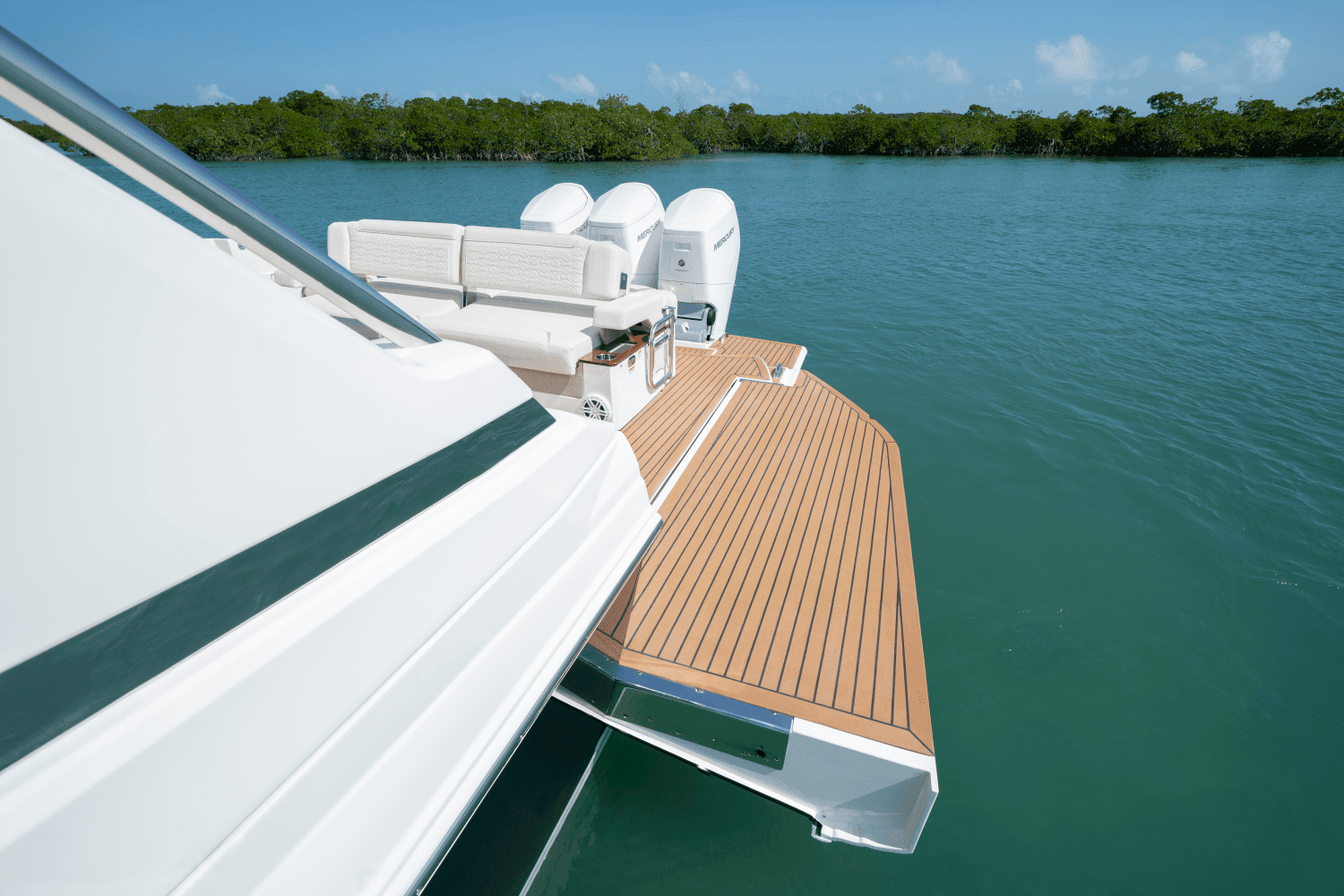 2025 Tiara Yachts LS 48 Image Thumbnail #10