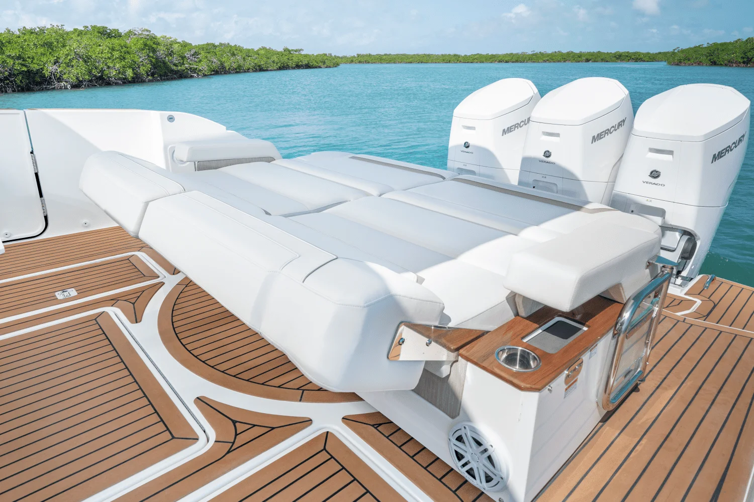 2025 Tiara Yachts LS 48 Image Thumbnail #30