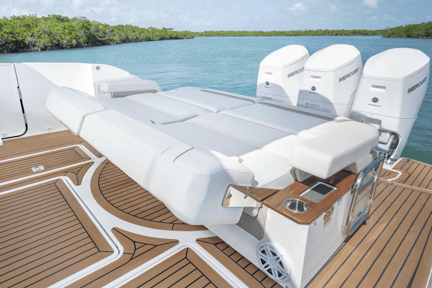 2025 Tiara Yachts LS 48 Image Thumbnail #30