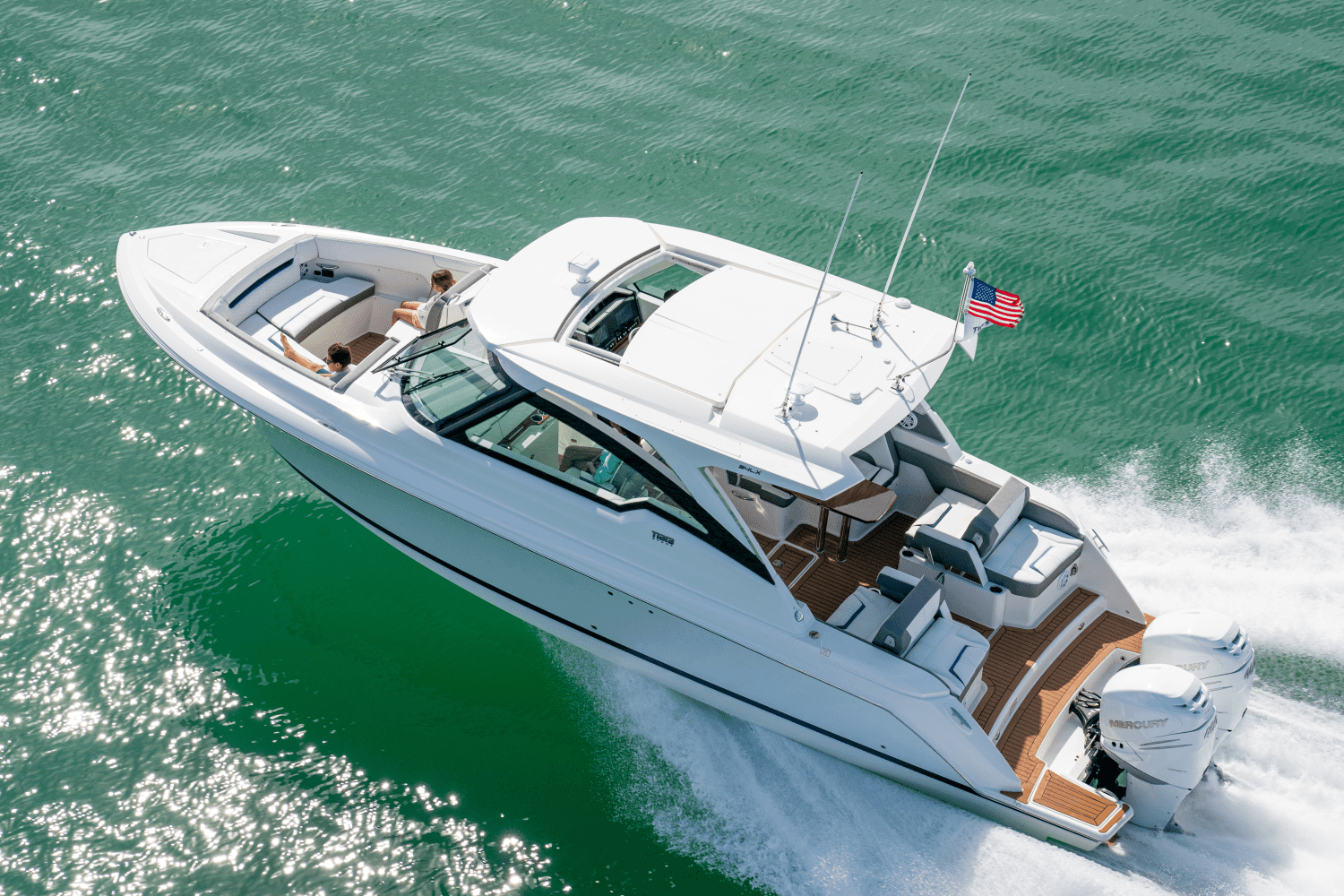 2025 Tiara Yachts LX 34 Image Thumbnail #8