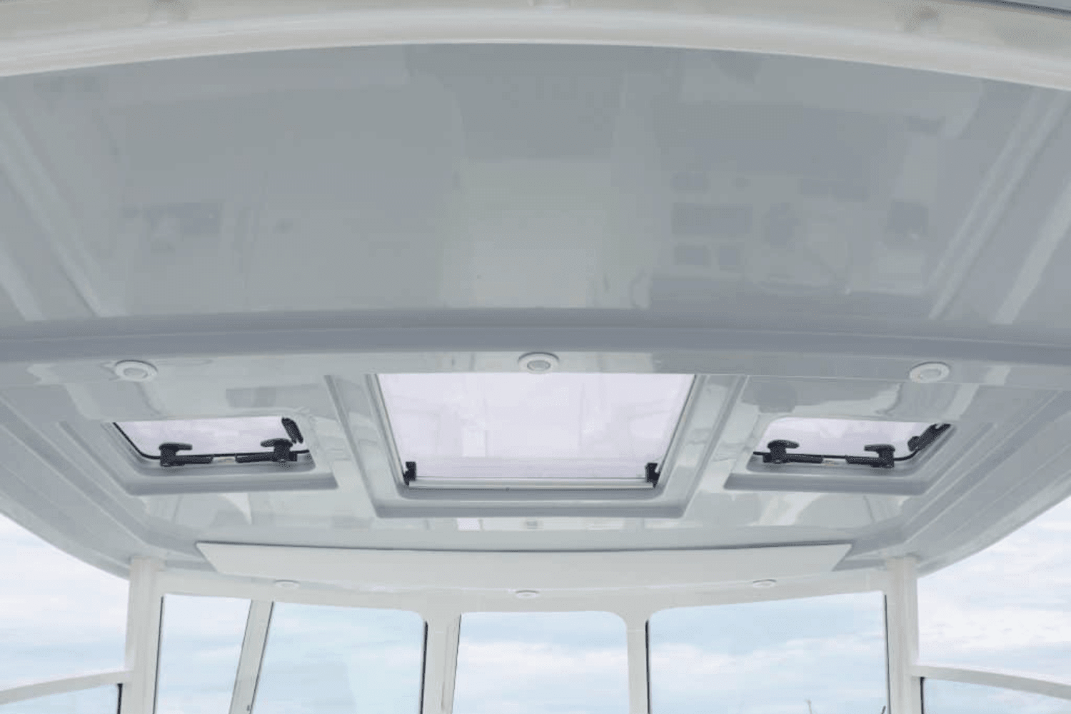 2025 World Cat 325DC Image Thumbnail #13