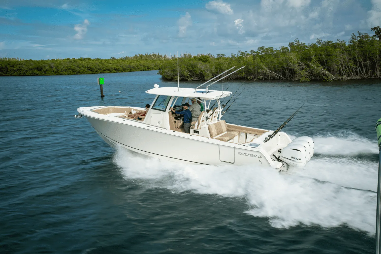 2025 Sailfish 360 CC Image Thumbnail #0