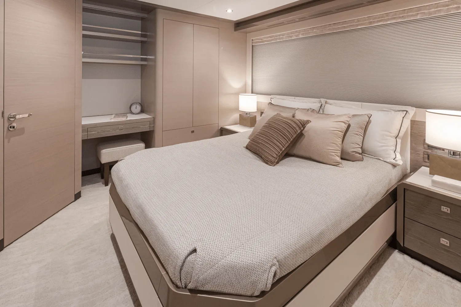 2026 Ocean Alexander 27R Image Thumbnail #71