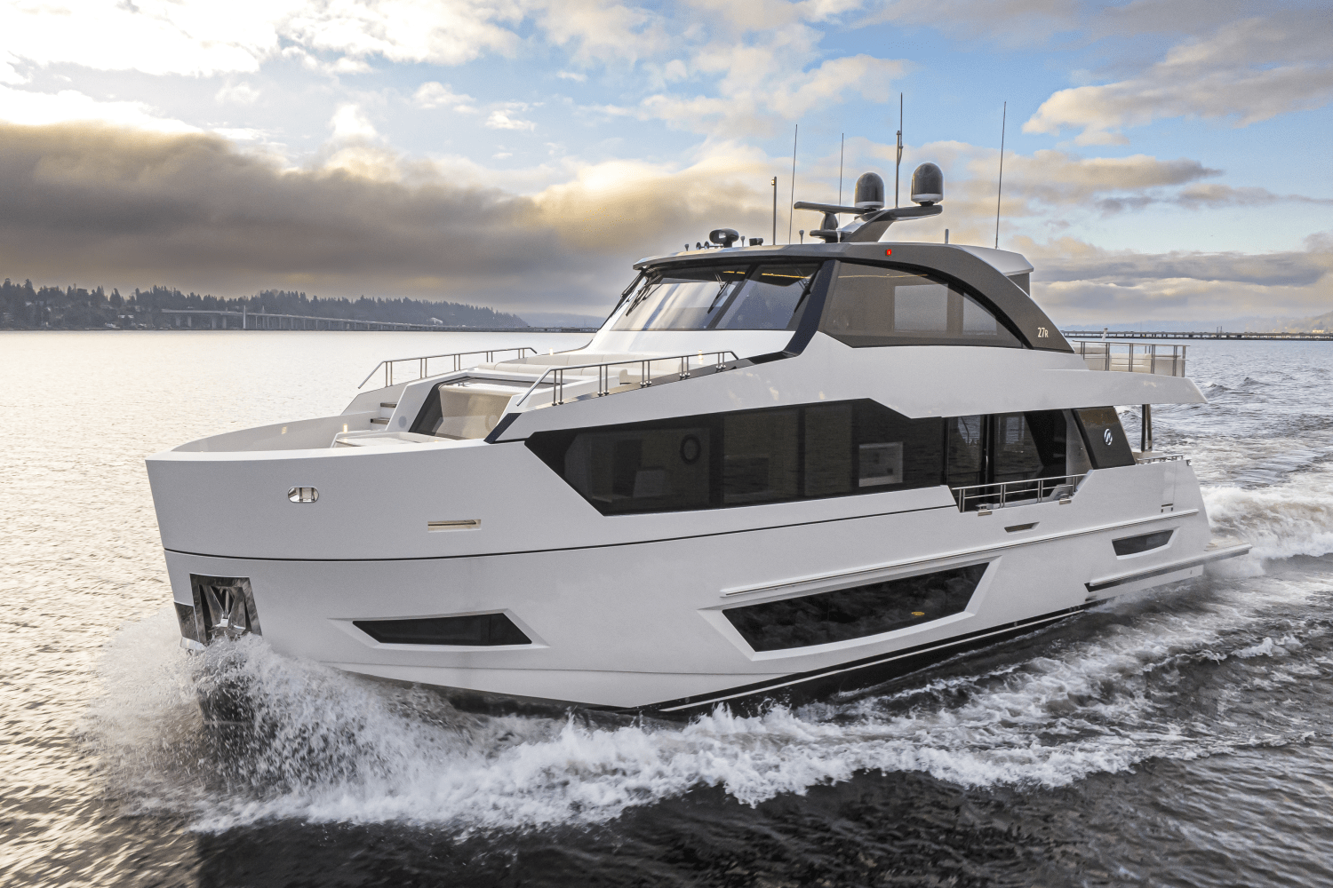 2025 Ocean Alexander
                                                             27R Image Thumbnail #9