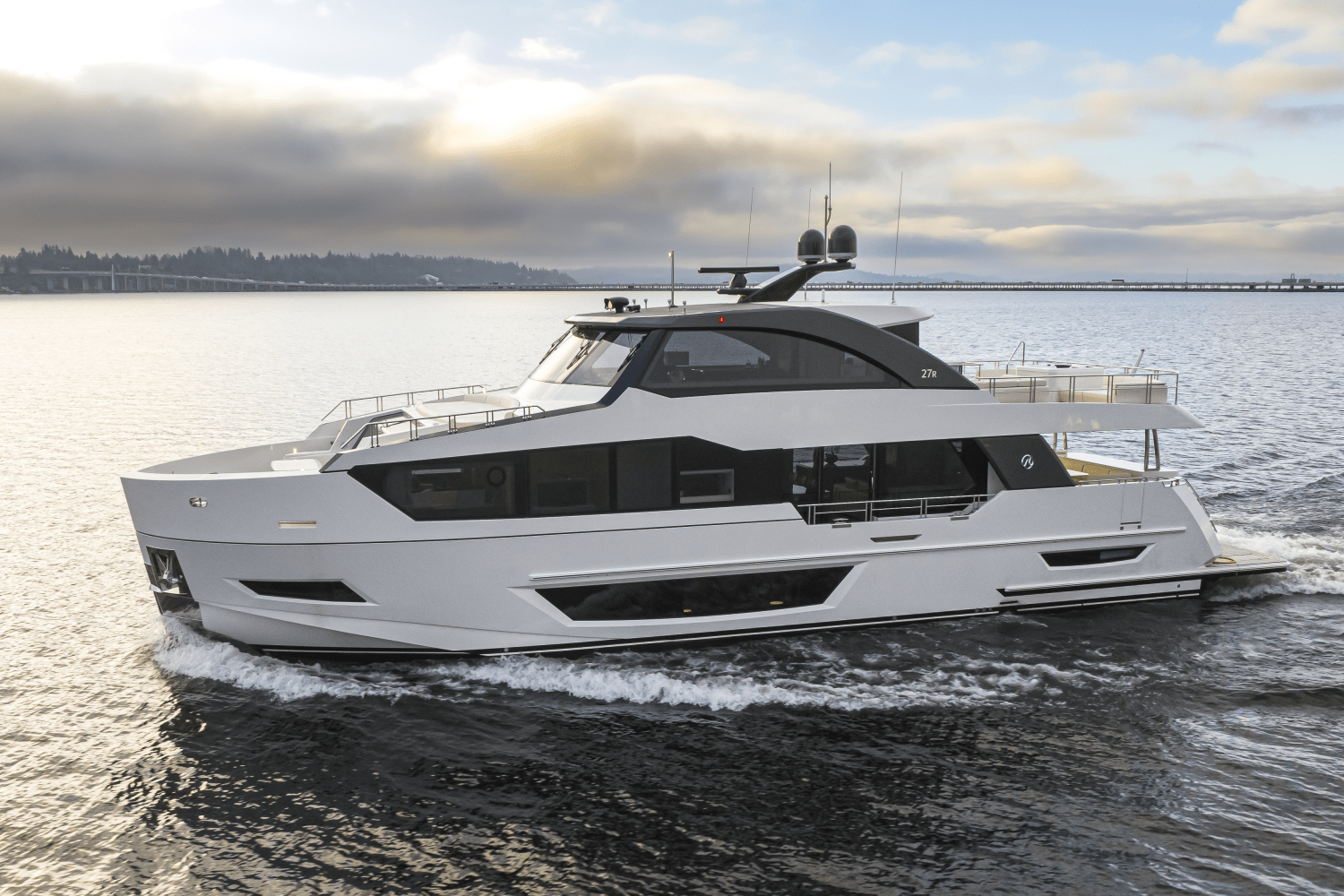 2025 Ocean Alexander
                                                             27R Image Thumbnail #7