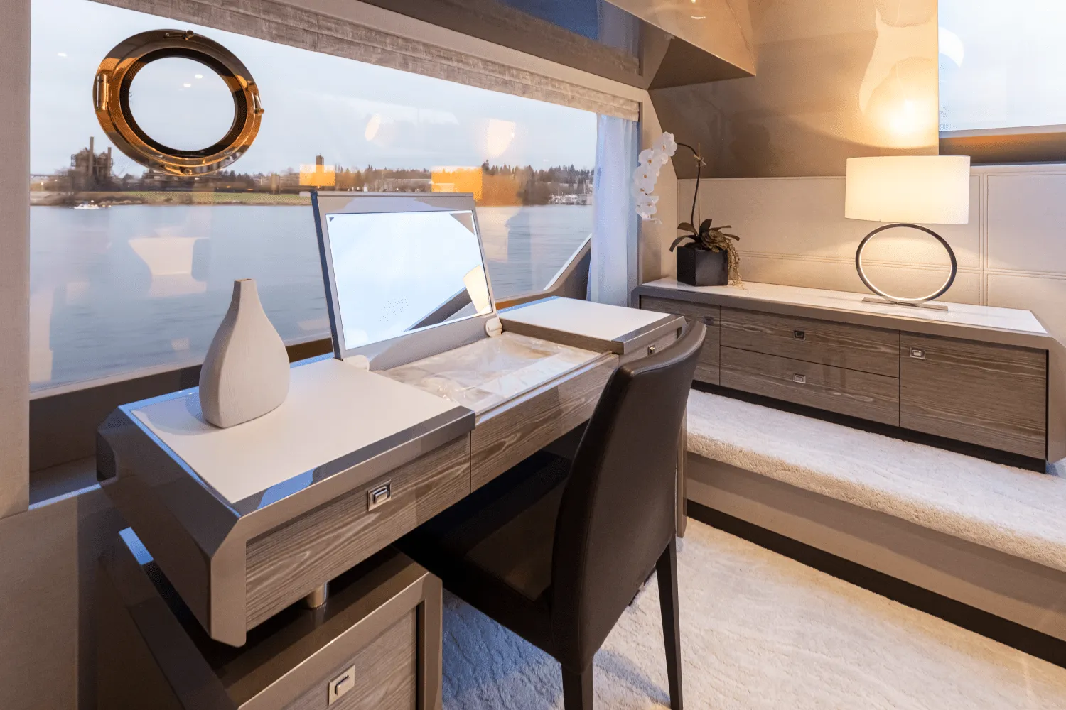 2026 Ocean Alexander 27R Image Thumbnail #65