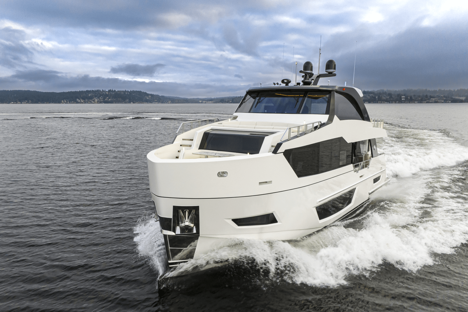 2025 Ocean Alexander
                                                             27R Image Thumbnail #20