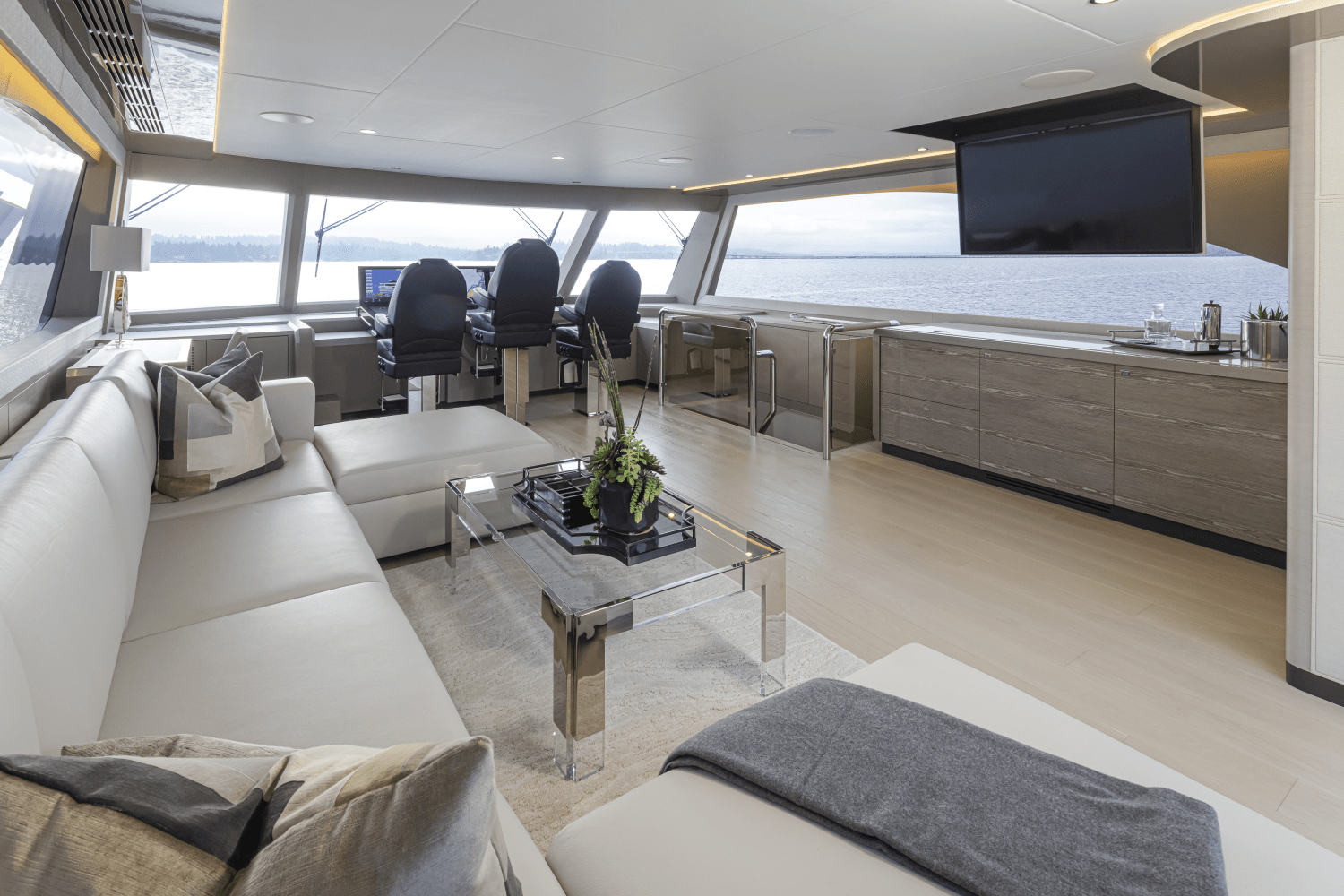 2025 Ocean Alexander
                                                             27R Image Thumbnail #41