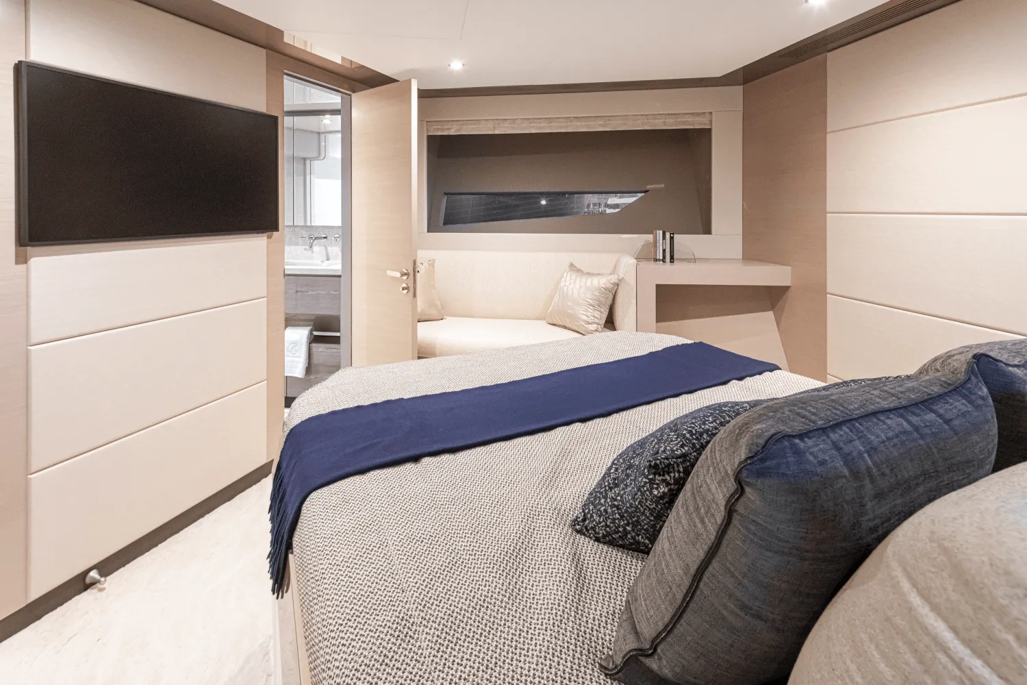 2026 Ocean Alexander 27R Image Thumbnail #75