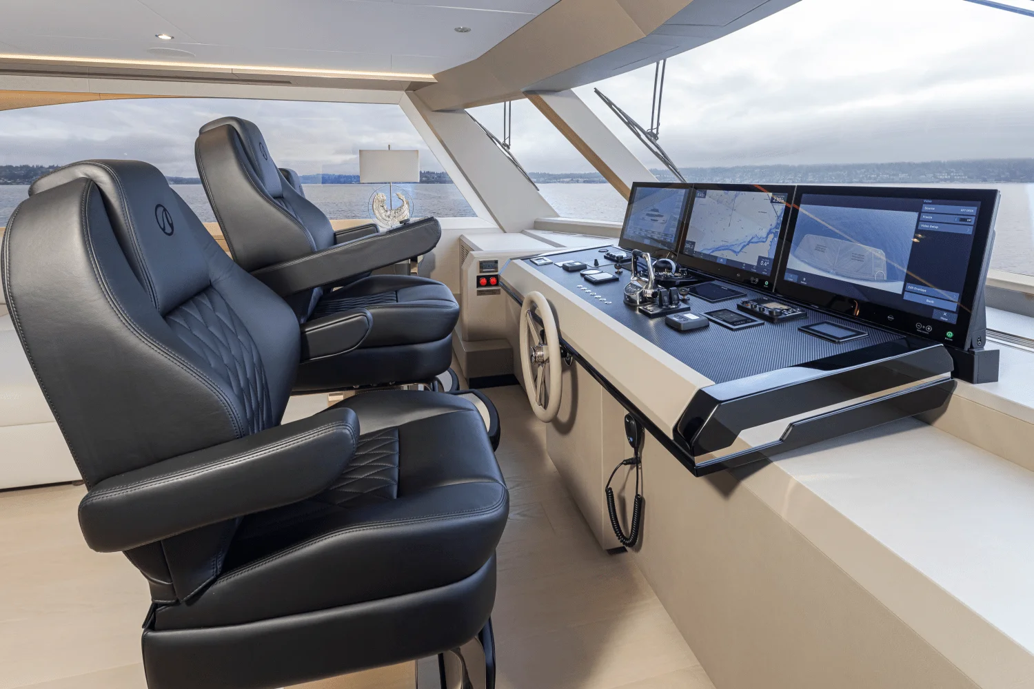 2026 Ocean Alexander
                                                             27R Image Thumbnail #44