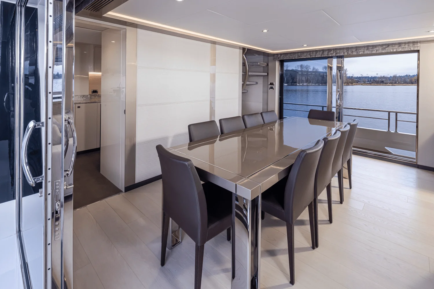 2026 Ocean Alexander
                                                             27R Image Thumbnail #52