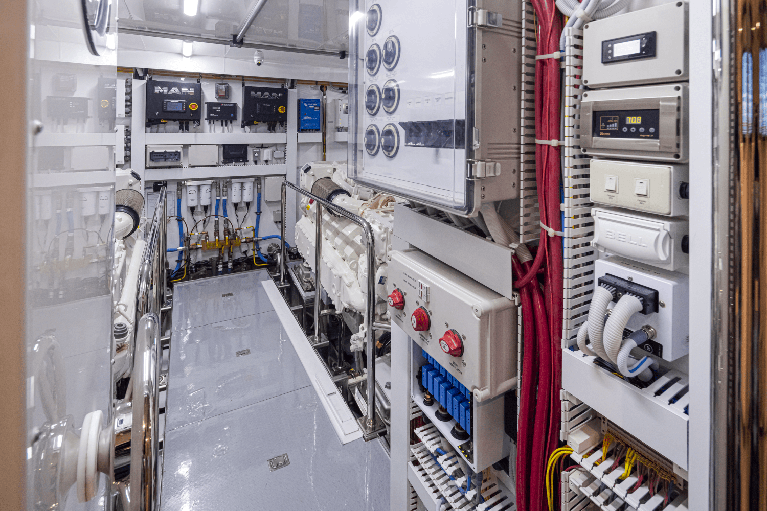 2026 Ocean Alexander 27R Image Thumbnail #97