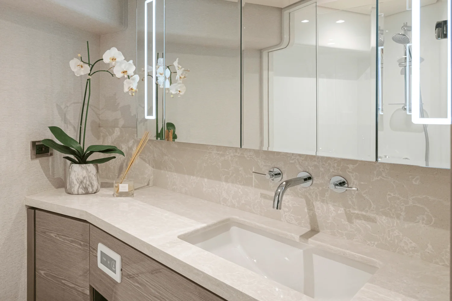 2026 Ocean Alexander
                                                             27R Image Thumbnail #79