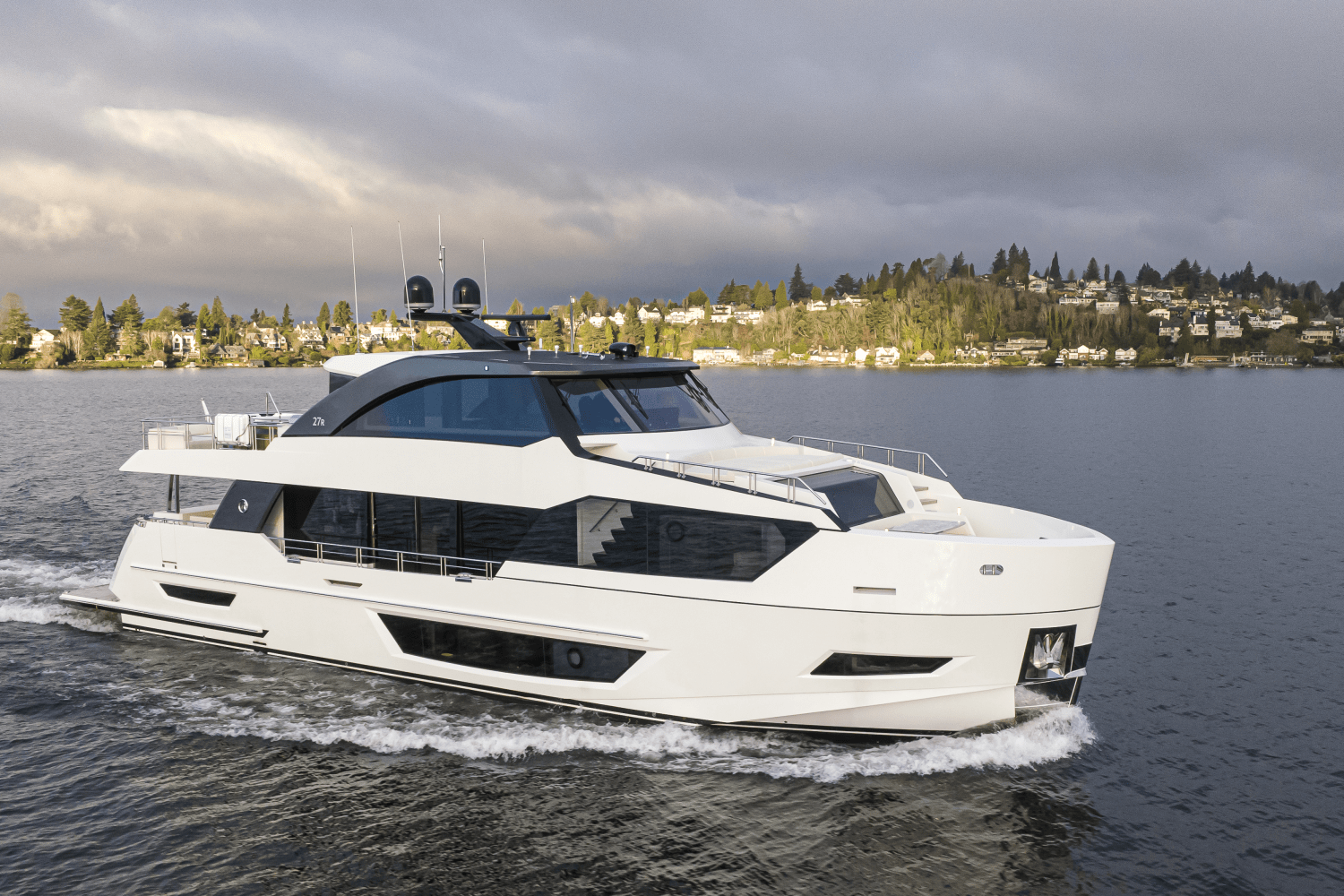 2025 Ocean Alexander
                                                             27R Image Thumbnail #5