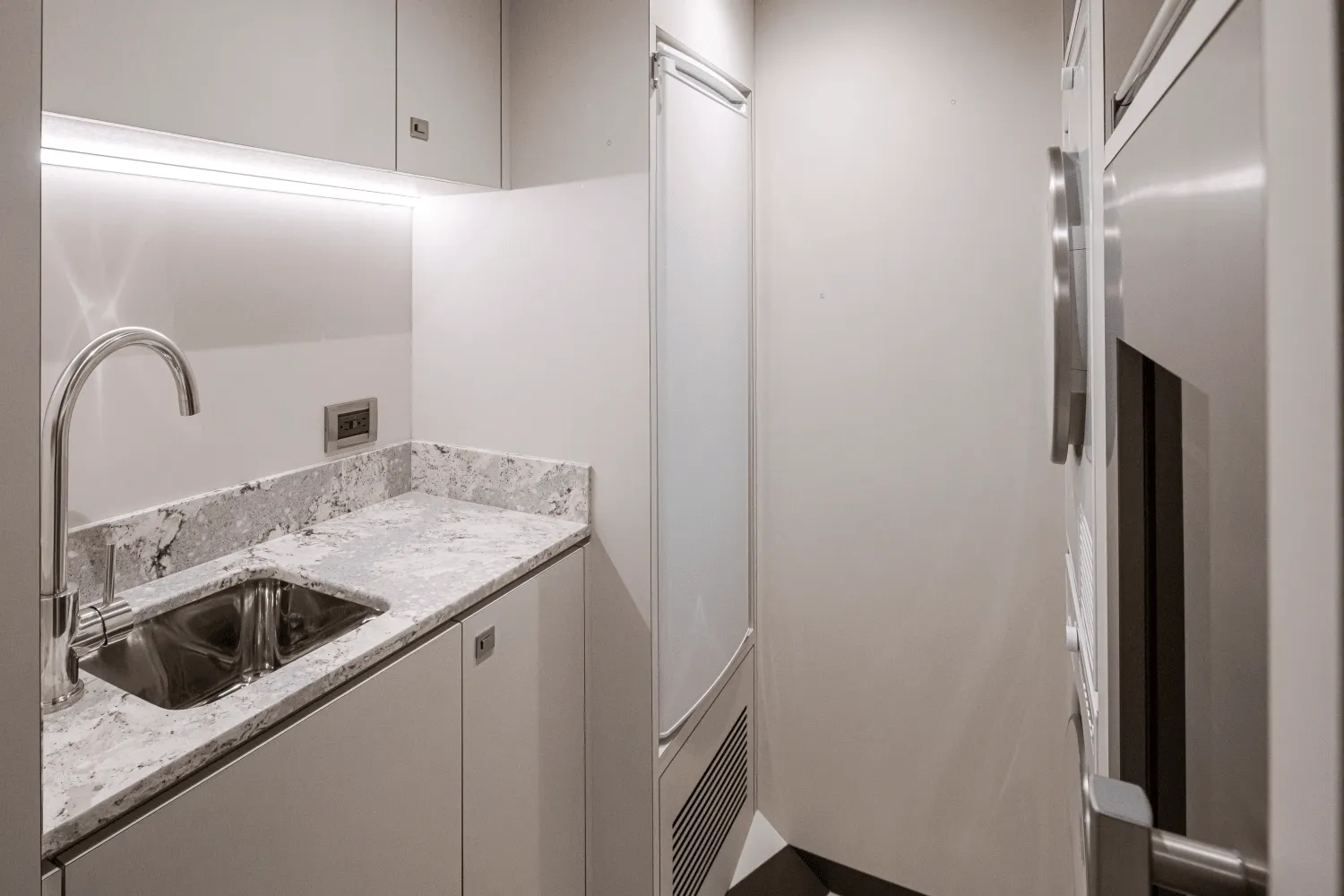 2026 Ocean Alexander 27R Image Thumbnail #83