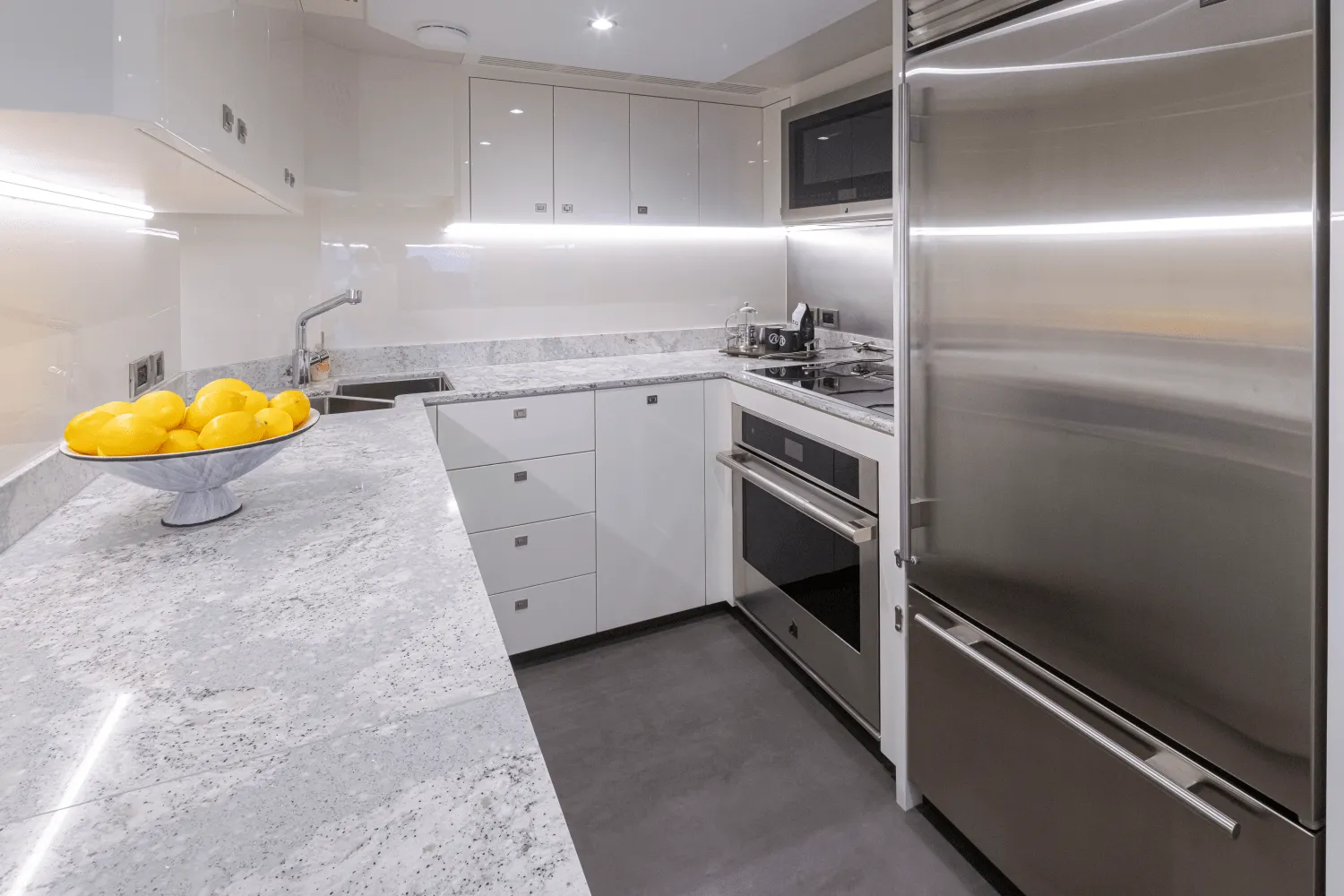 2026 Ocean Alexander 27R Image Thumbnail #53