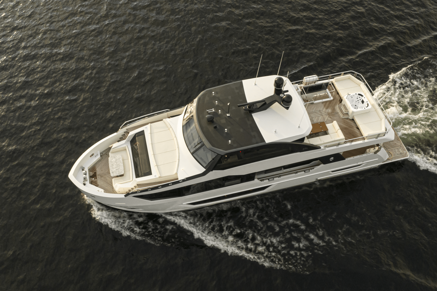 2025 Ocean Alexander
                                                             27R Image Thumbnail #4