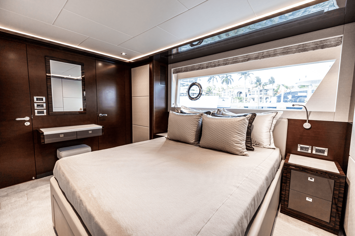 2025 Ocean Alexander 30R Image Thumbnail #73