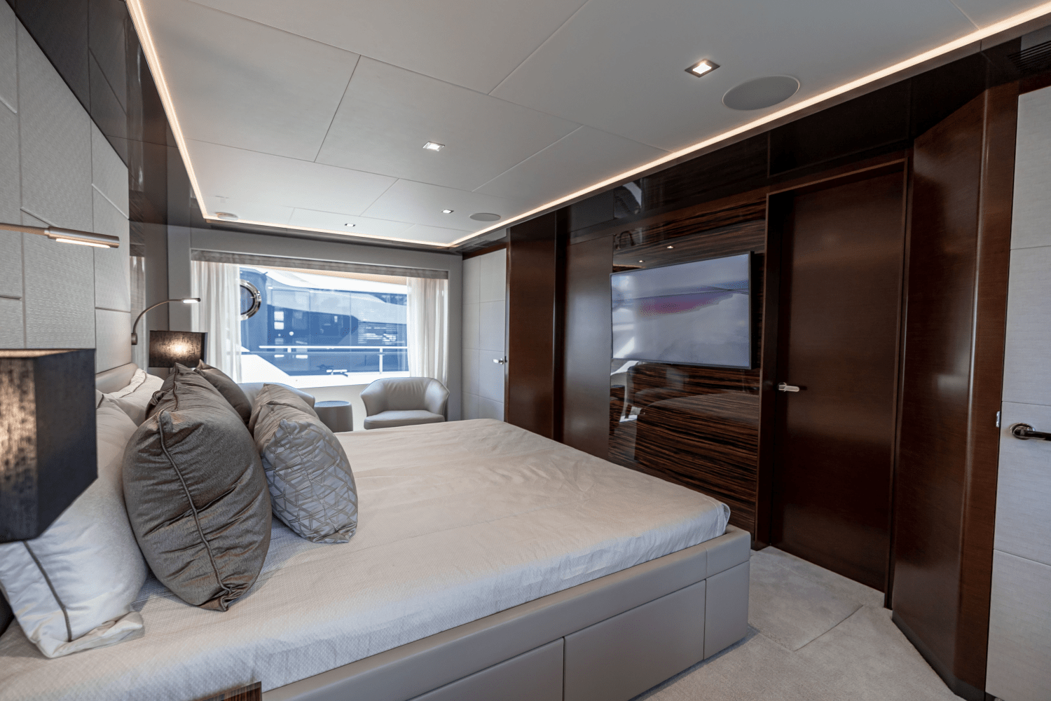 2025 Ocean Alexander 30R Image Thumbnail #62