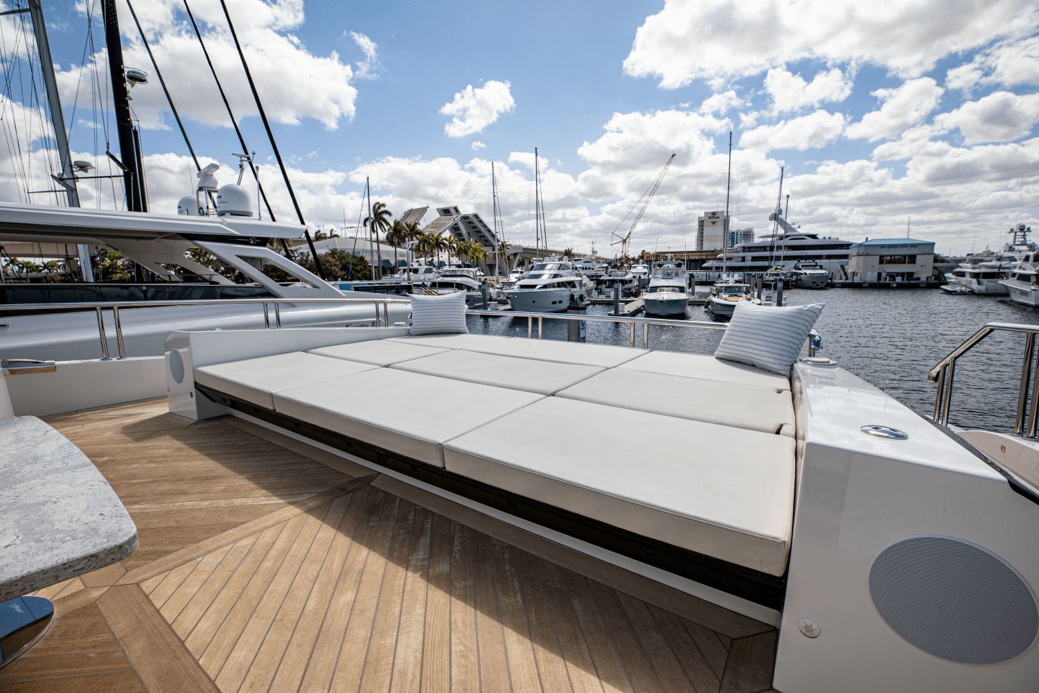 2026 Ocean Alexander 30R Image Thumbnail #14