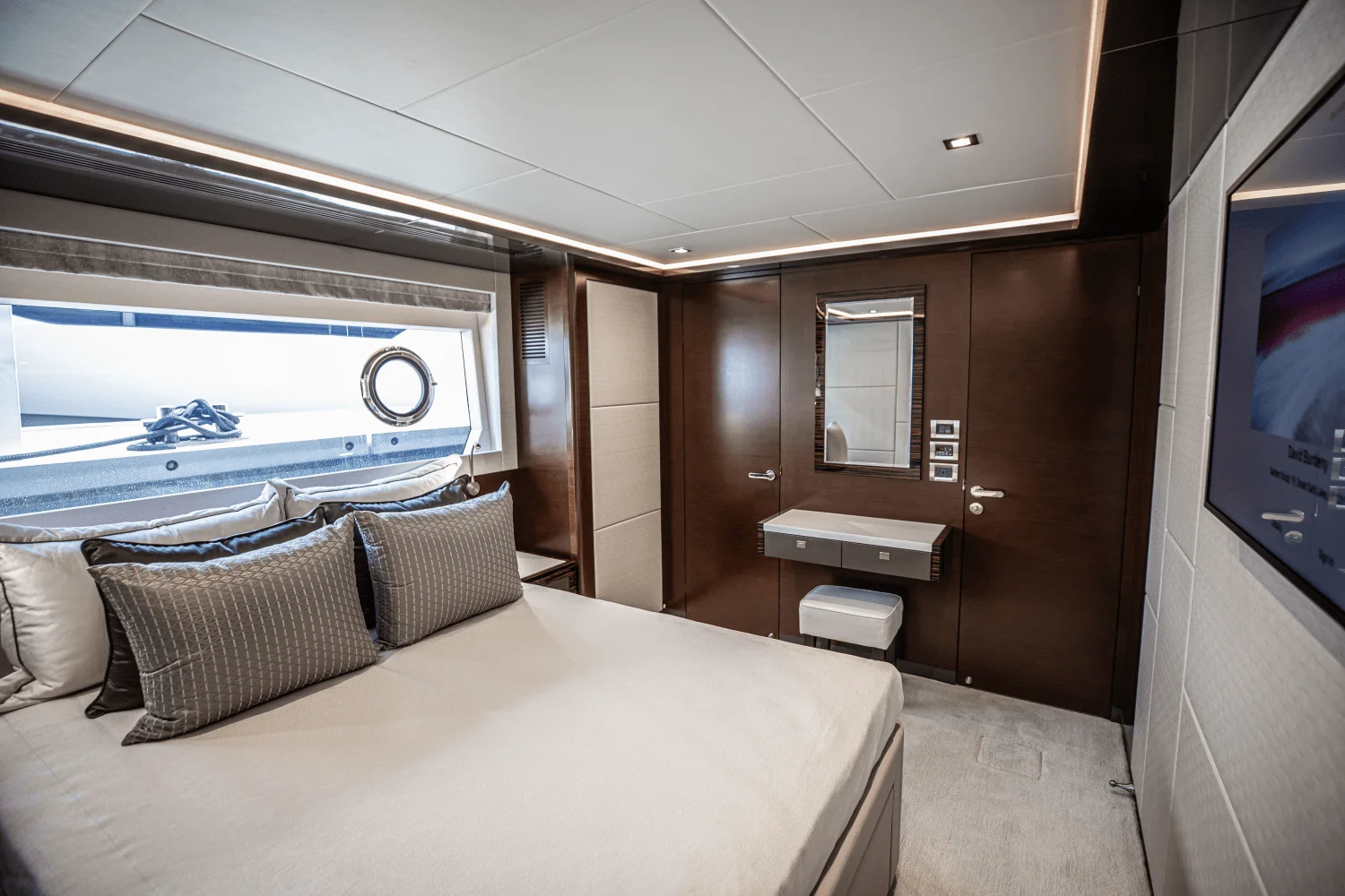 2026 Ocean Alexander 30R Image Thumbnail #71