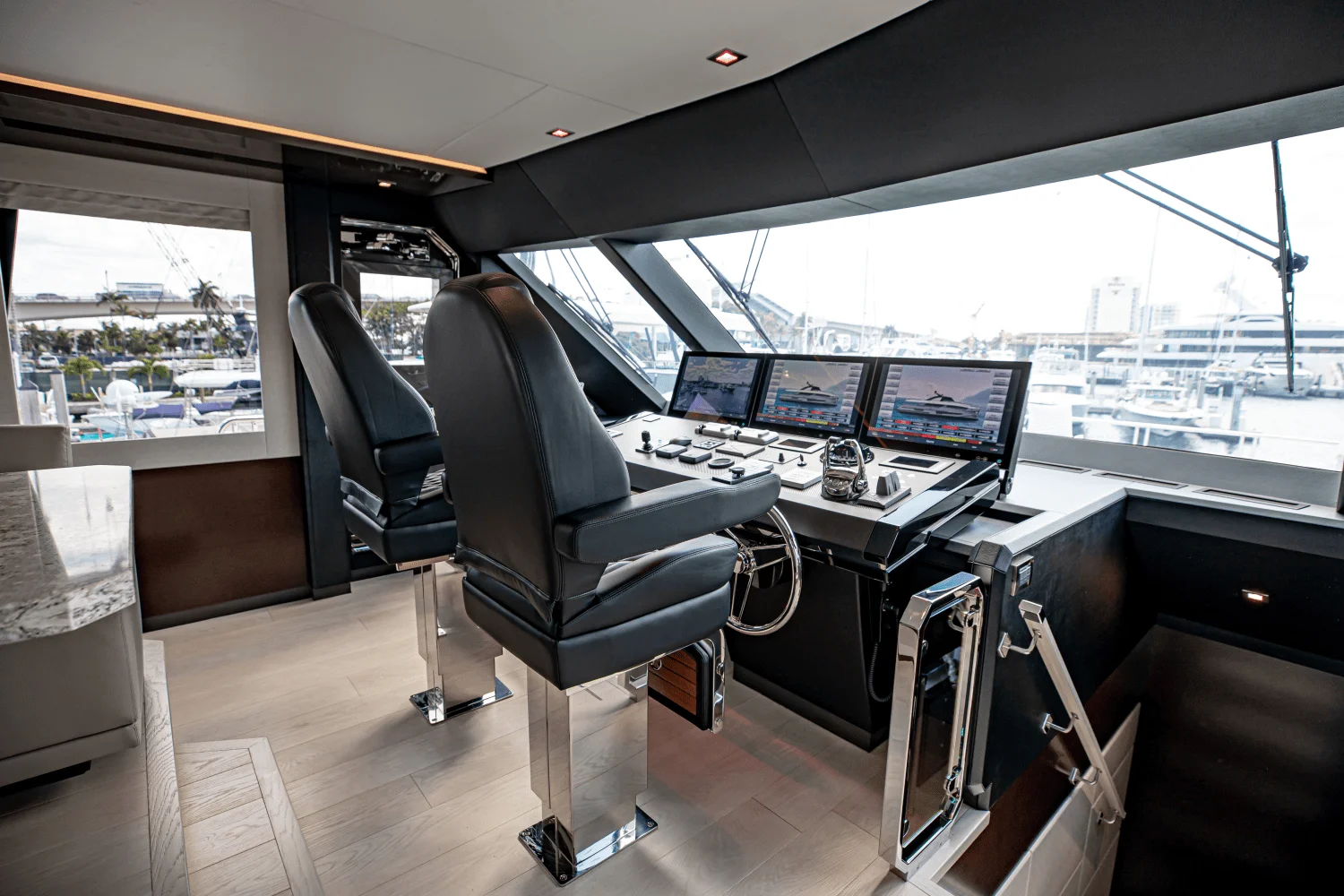 2026 Ocean Alexander 30R Image Thumbnail #42