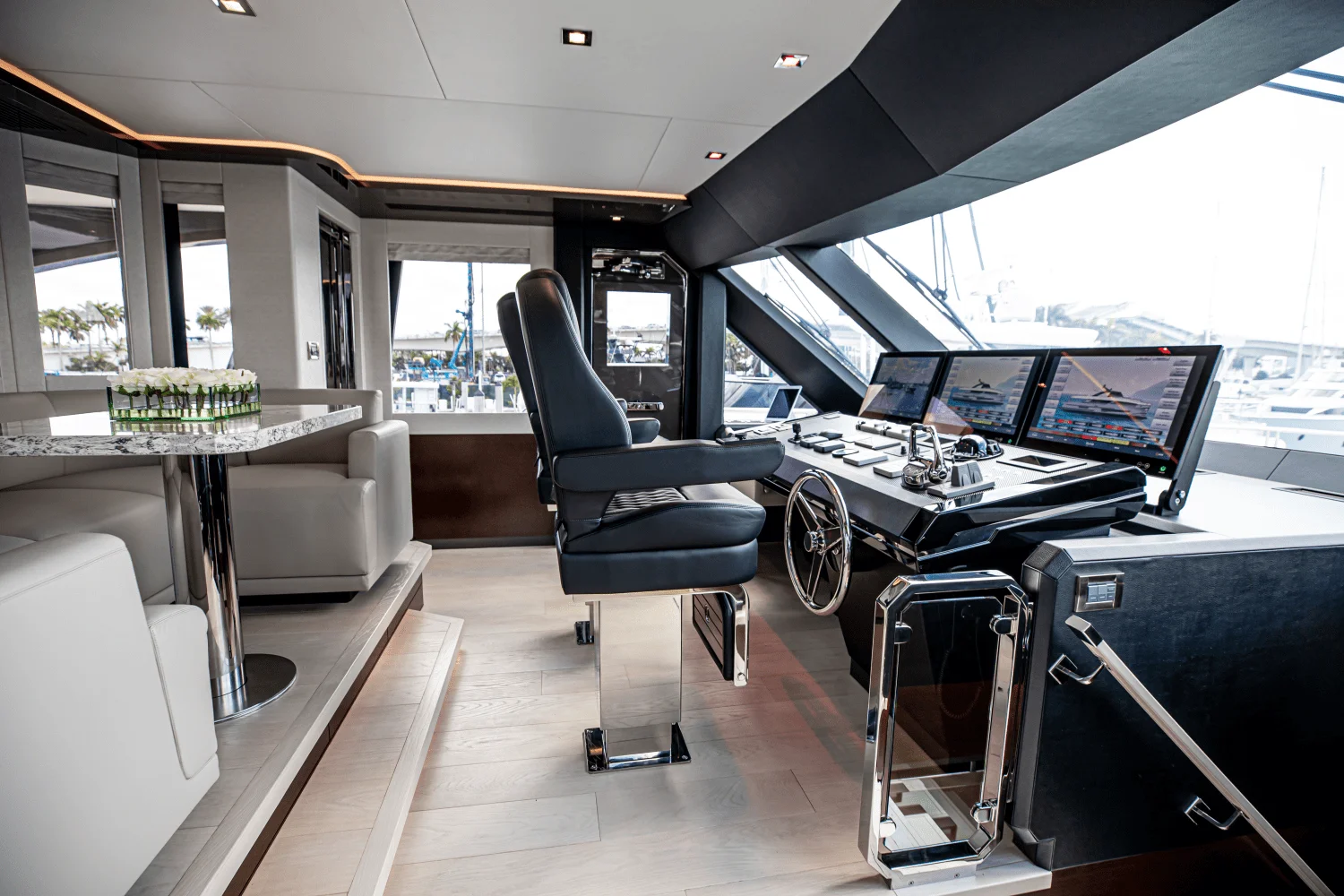 2026 Ocean Alexander
                                                             30R Image Thumbnail #43