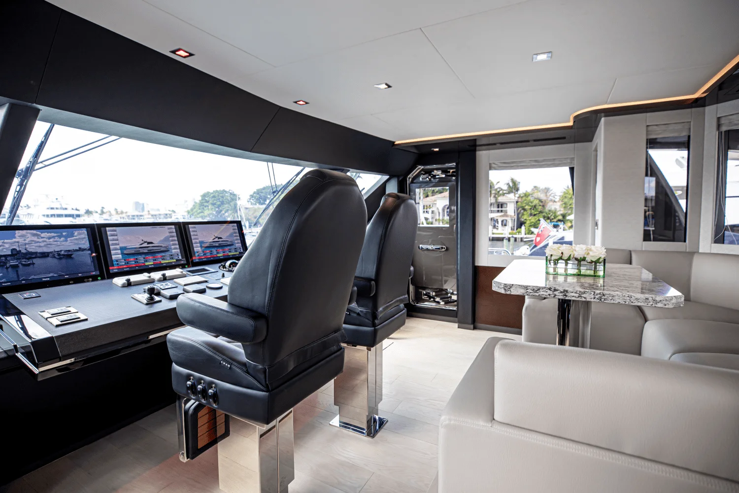 2026 Ocean Alexander
                                                             30R Image Thumbnail #46