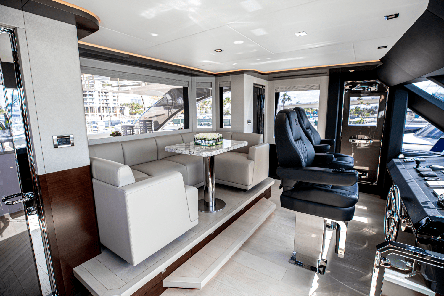 2025 Ocean Alexander 30R Image Thumbnail #40