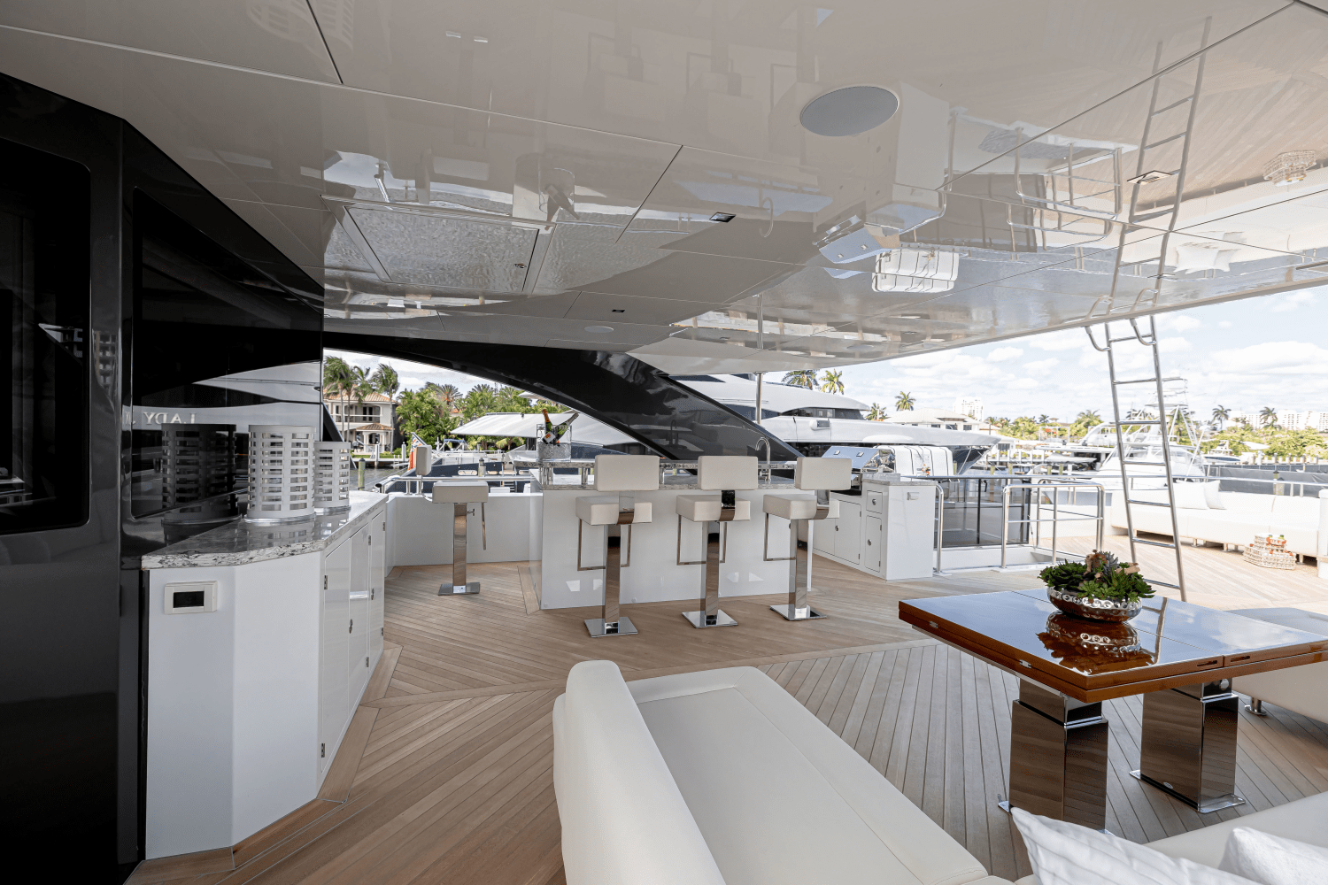 2025 Ocean Alexander 30R Image Thumbnail #24