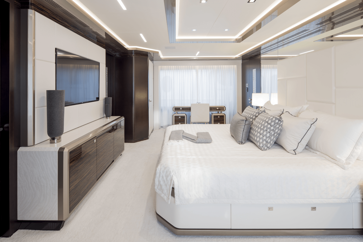 2025 Ocean Alexander 35R Image Thumbnail #70