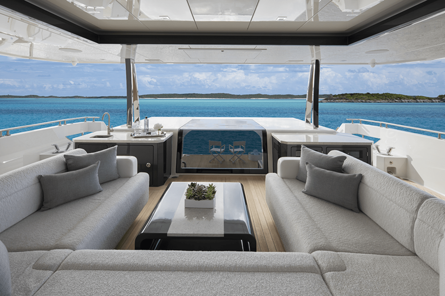 2025 Ocean Alexander 35R Image Thumbnail #34